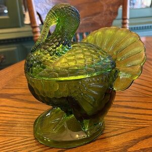 Vintage L.E. Smith Turkey Green Glass Candy Dish